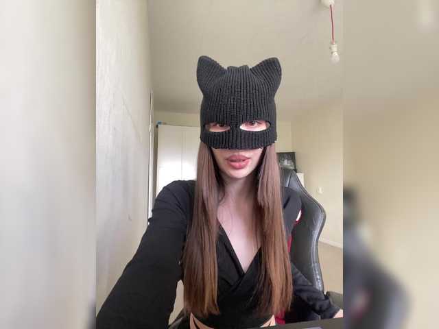 Milkacomss live cam on BongaCams