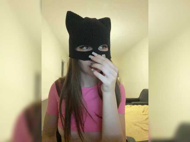 Milkacomss live cam on BongaCams