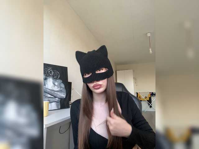 Milkacomss live cam on BongaCams