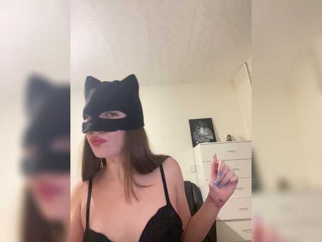 Milkacomss live cam on BongaCams
