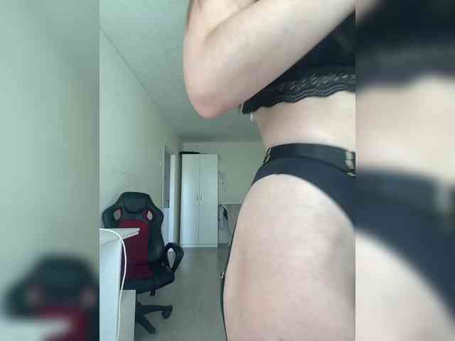 Milkacomss webcam