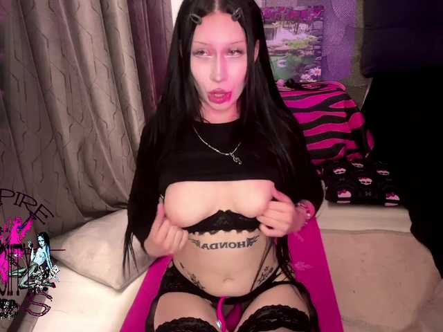 metatat live cam on BongaCams