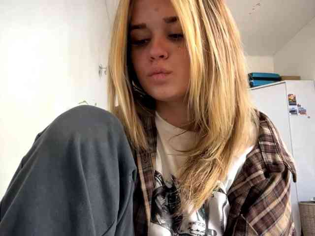 LilianFonner webcam