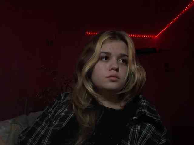 LilianFonner webcam
