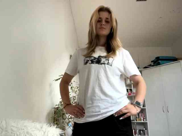 LilianFonner webcam
