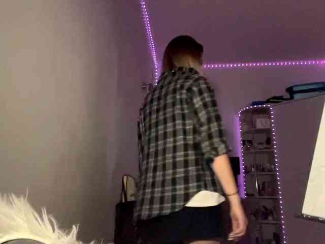 LilianFonner webcam