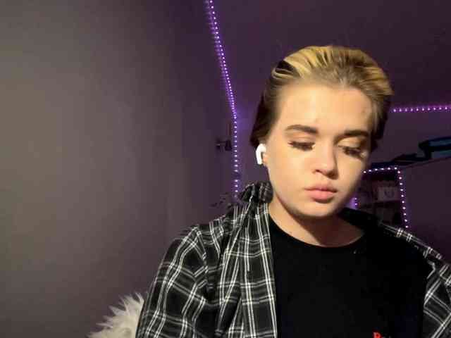 LilianFonner webcam