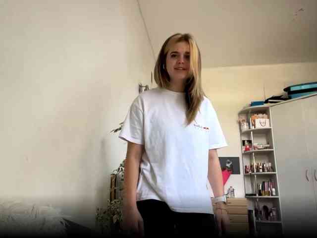 LilianFonner webcam