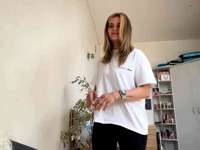 LilianFonner webcam