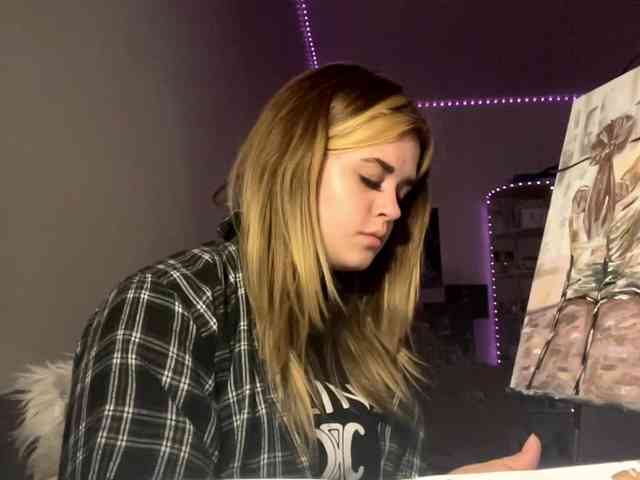 LilianFonner webcam