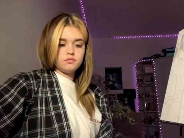 LilianFonner webcam