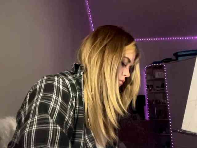 LilianFonner webcam