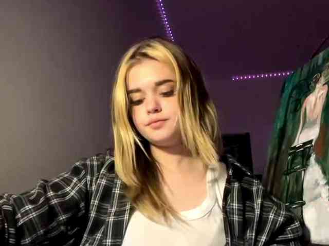LilianFonner webcam