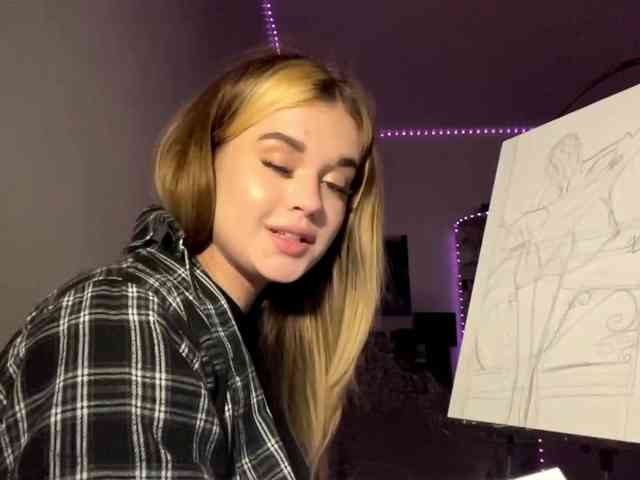 LilianFonner webcam