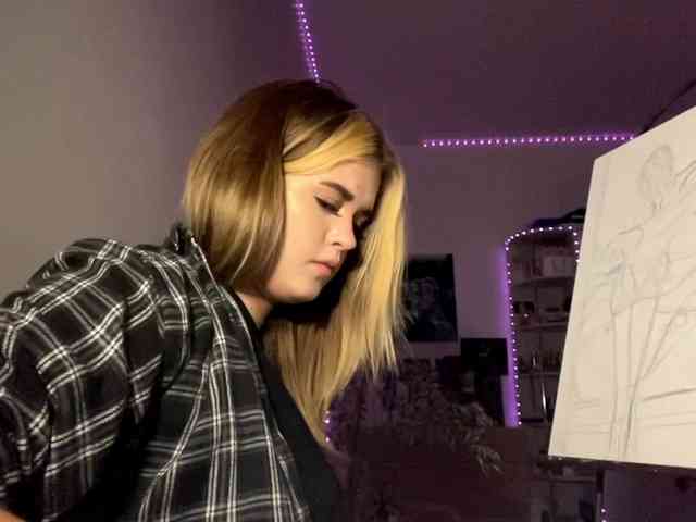 lilianfonner's live room