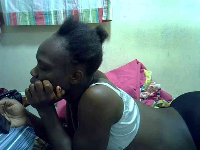 Model: Petitegal