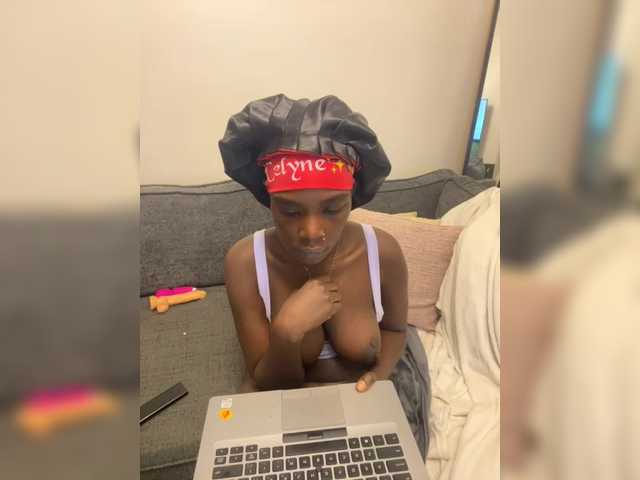 Cece3 live cam on BongaCams