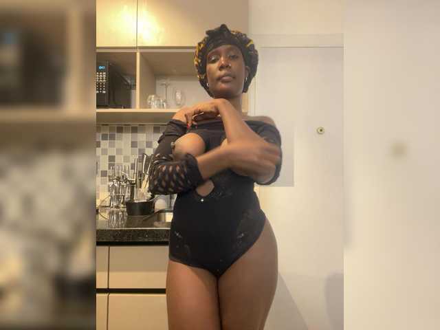 Cece3 live cam on BongaCams