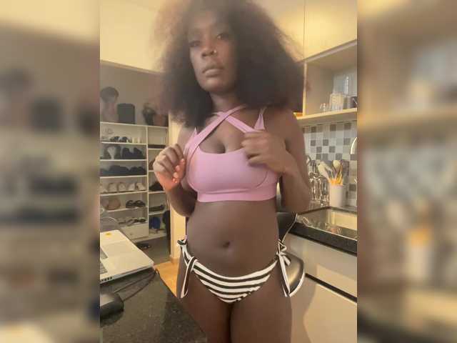 Cece3 live cam on BongaCams