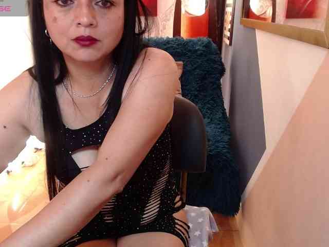 Ariaa-Moonn webcam