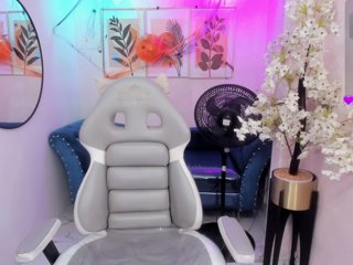 Chloe-meww Porn Show