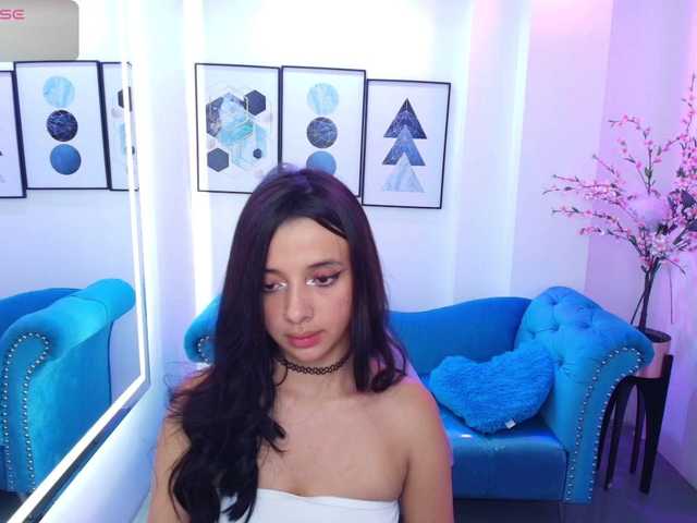Chloe-meww live cam on BongaCams