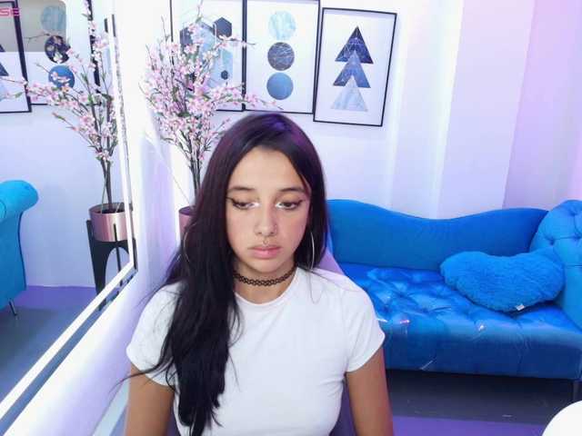 Chloe-meww live cam on BongaCams
