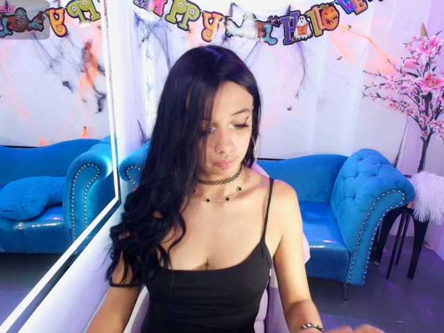 Chloe-meww live cam on BongaCams
