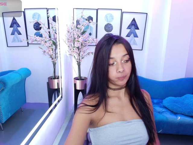Chloe-meww live cam on BongaCams