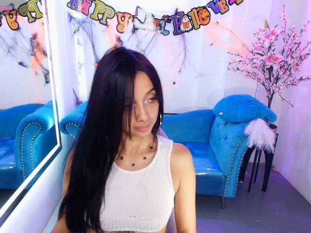 Chloe-meww live cam on BongaCams
