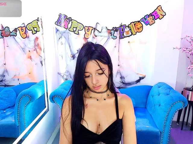 Chloe-meww live cam on BongaCams