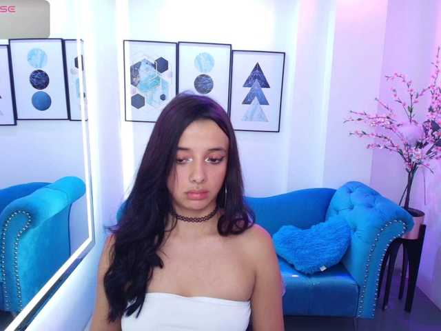 Chloe-meww live cam