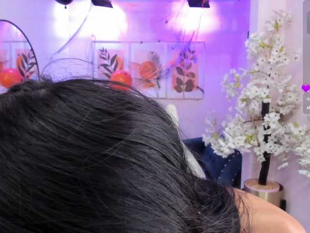 Chloe-meww live cam on BongaCams