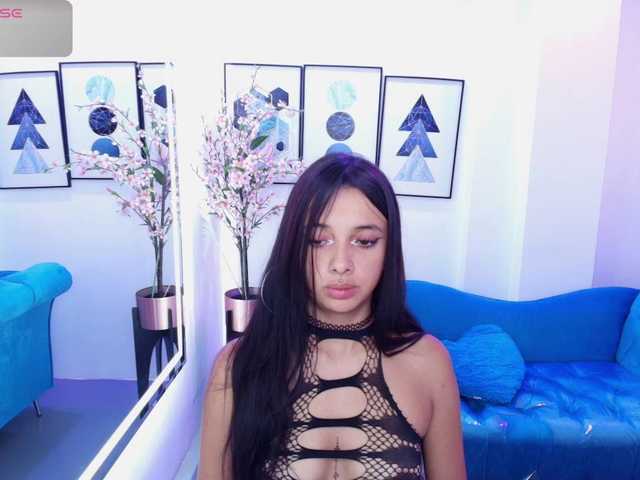 Chloe-meww live cam on BongaCams
