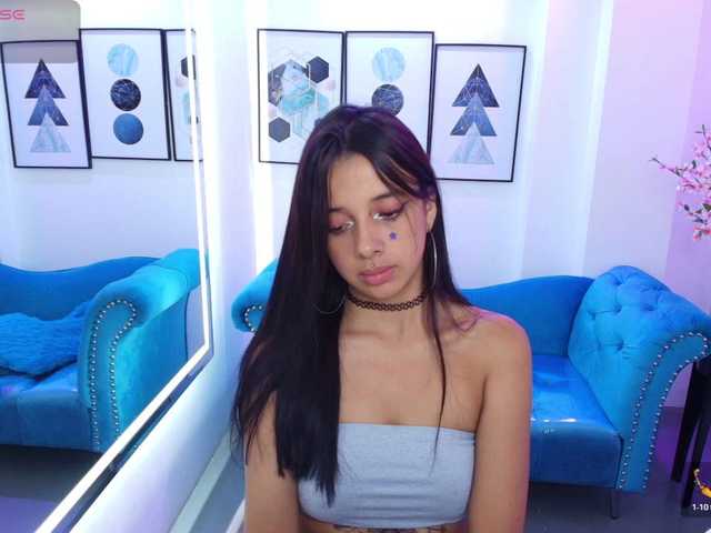Chloe-meww live cam on BongaCams