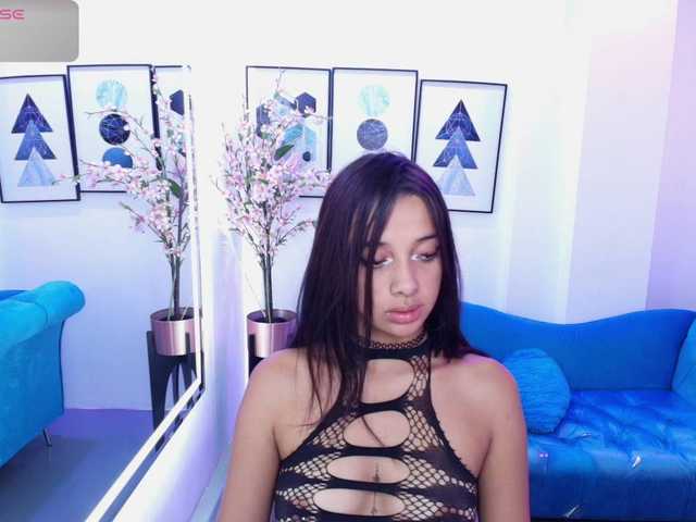 Chloe-meww live cam on BongaCams
