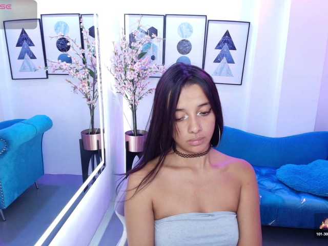 Chloe-meww live cam on BongaCams