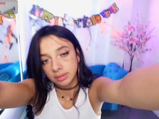 Chloe-meww, en directo ahora en BongaCams