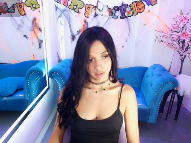 Chloe-meww live cam on BongaCams
