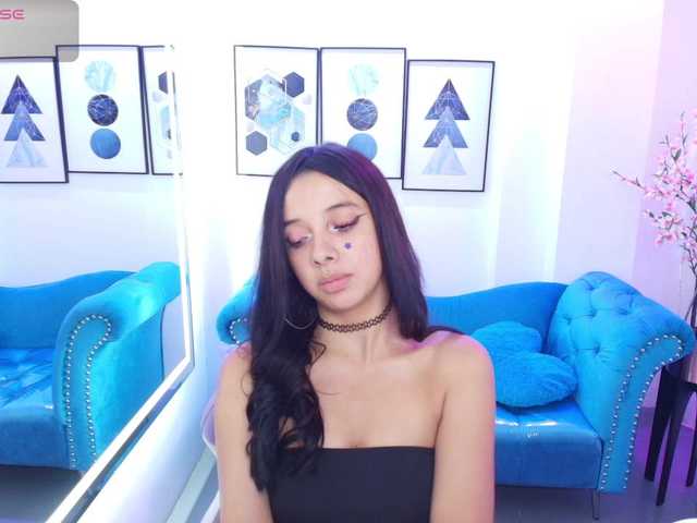 Chloe-meww live cam on BongaCams