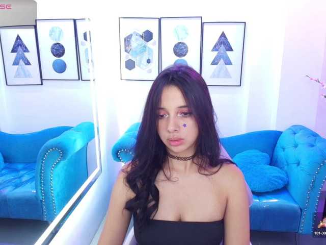 Chloe-meww live cam on BongaCams