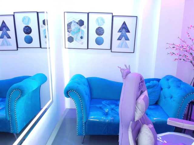 Chloe-meww live cam on BongaCams
