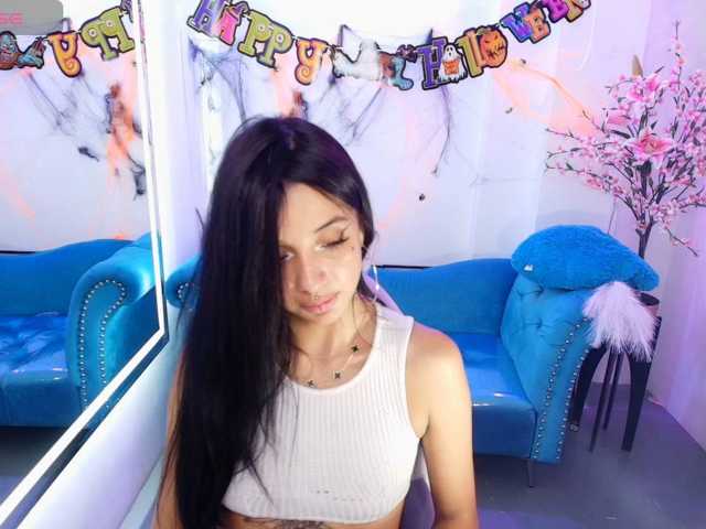 Chloe-meww live cam on BongaCams