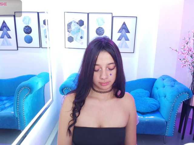 Chloe-meww live cam on BongaCams