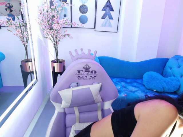 Chloe-meww live cam on BongaCams