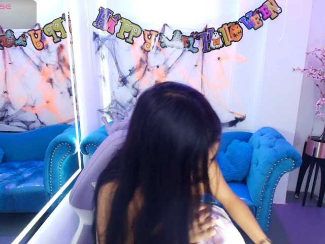 Chloe-meww live cam on BongaCams