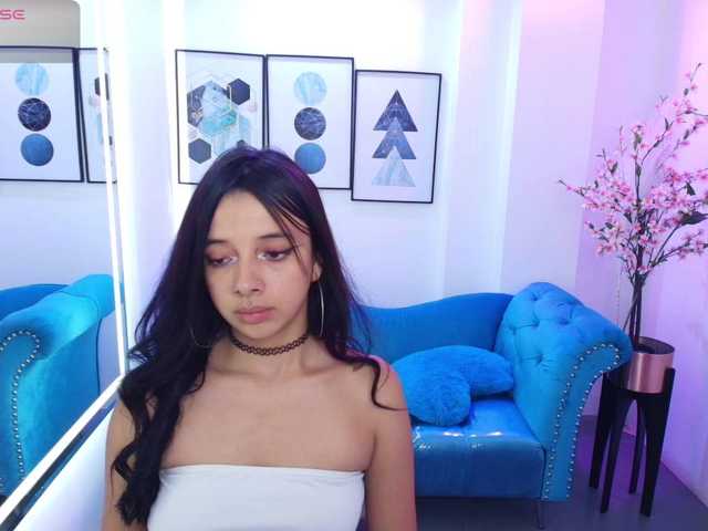Chloe-meww live cam on BongaCams