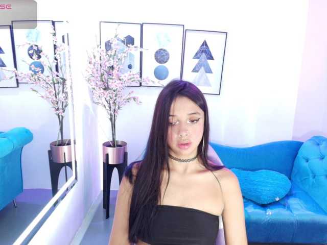 Chloe-meww live cam on BongaCams