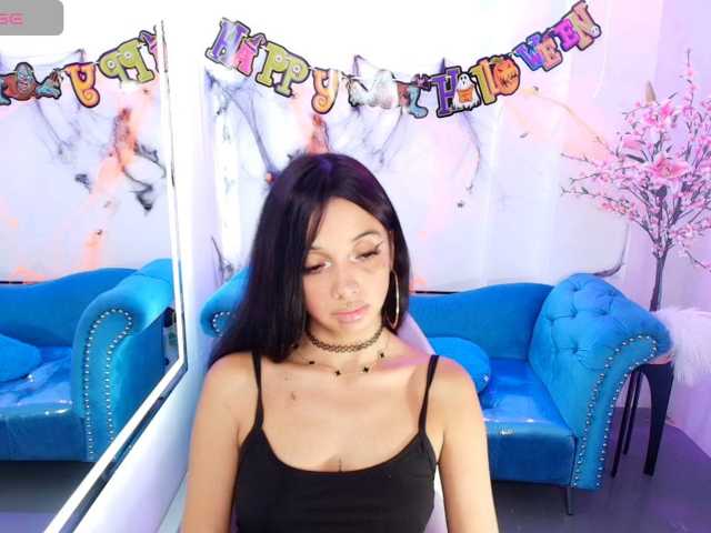 Chloe-meww live cam on BongaCams