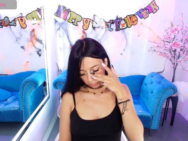 Chloe-meww live cam on BongaCams